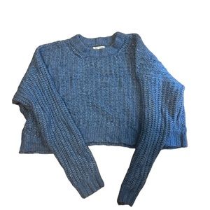 BLUE CROPPED KNITTED AE SWEATER